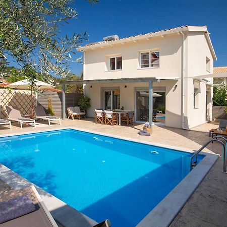 Grappolo Lefkada Villas - Vilana Ideal For Families And Small Groups Apolpaina المظهر الخارجي الصورة